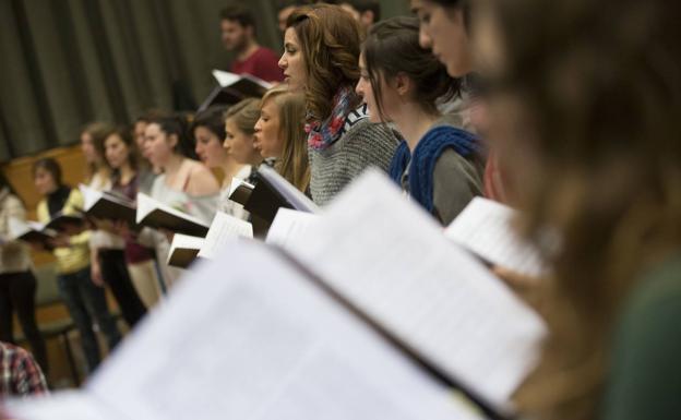 El Joven Coro de Andalucía convoca las audiciones para las especialidades de soprano, contratenor, tenor y bajo