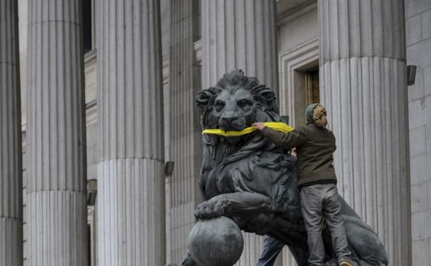 La agonizante 'ley mordaza' cumple 5 años con buena salud