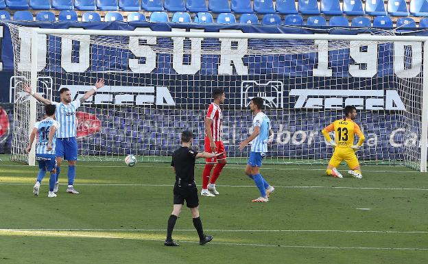 Sadiku fuerza su quinta amarilla para estar ante el Albacete y el Deportivo