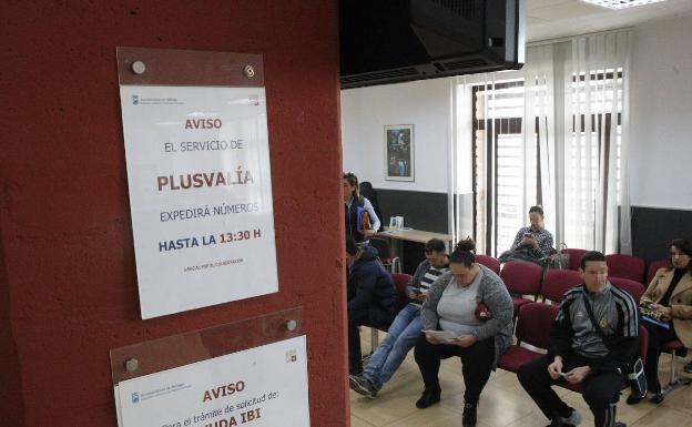 La rebaja de la plusvalía por herencia vuelve a quedar aparcada en Málaga