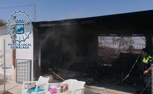 Detenidos un hombre y su suegro tras hallar una plantación de marihuana a causa de un incendio en Ermita de los Verdiales