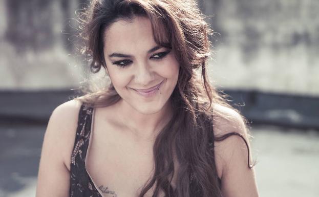 Alba Molina: «Llevo seis años cantando por Lole y Manuel y me sigue dando miedo»