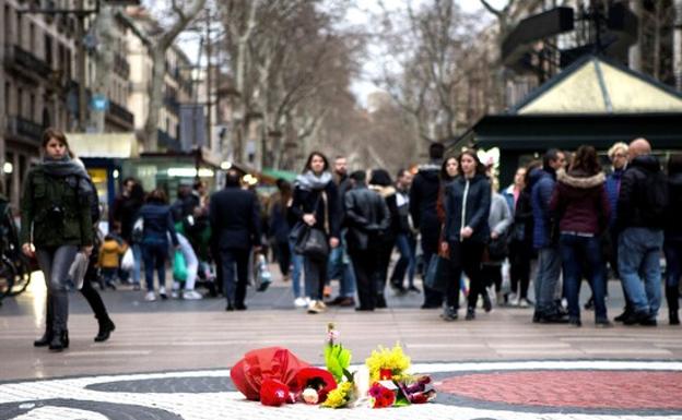 Los tres acusados de la célula que atentó en Cataluña, a juicio