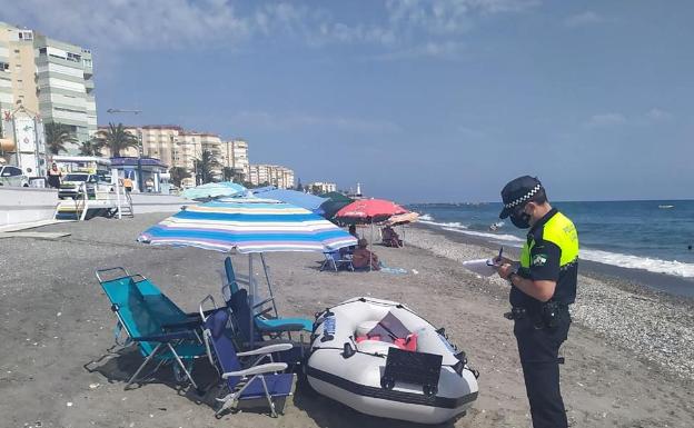 Polémica por supuestas irregularidades en el procedimiento para contratar a los socorristas en Torrox