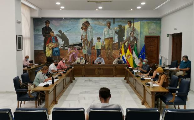Rincón de la Victoria mantiene cerrados los parques infantiles para prevenir contagios