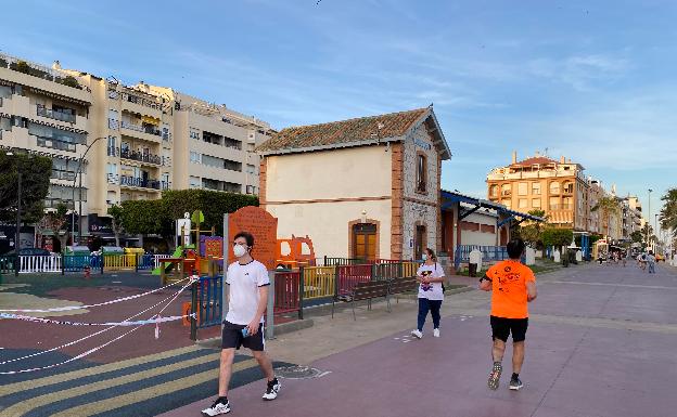 IU y Podemos piden reabrir los parques infantiles «de forma progresiva y con las medidas de seguridad e higiene»