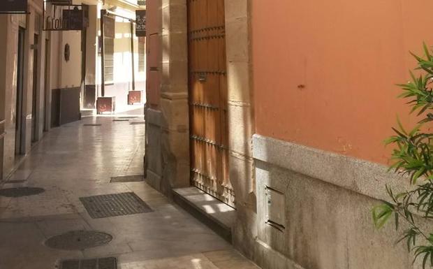 Diez curiosidades malagueñas: De la casa más antigua habitada a la calle más estrecha y el edificio más alto