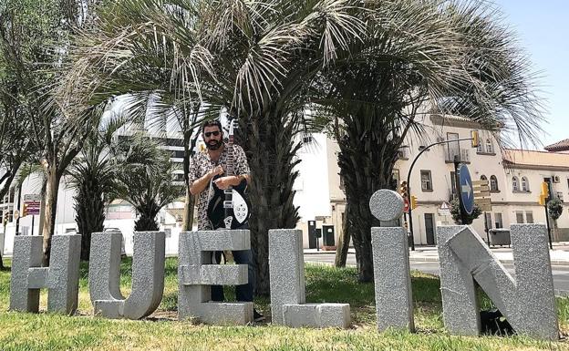 Adolfo Flores: «Llevo toda la vida currando en distintos trabajos para llenar la nevera, pero lo que llena mi vida es la música»