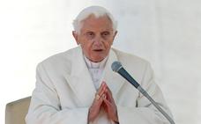 El papa Benedicto XVI está gravemente enfermo, según su biógrafo