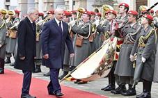 Lukashenko arremete contra Putin a cinco días de las elecciones