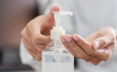 Sanidad actualiza su listado de geles hidroalcohólicos eficaces contra el coronavirus