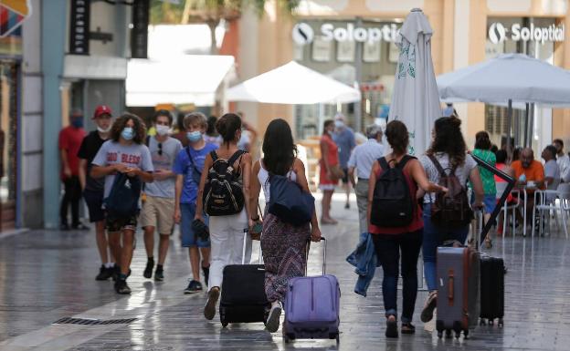 El impacto de la cuarentena británica lastrará el turismo en la Costa del Sol hasta el verano de 2021