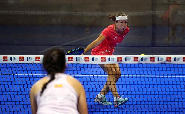 Carolina Navarro y Bea González buscarán plaza en las semifinales del Adeslas Open