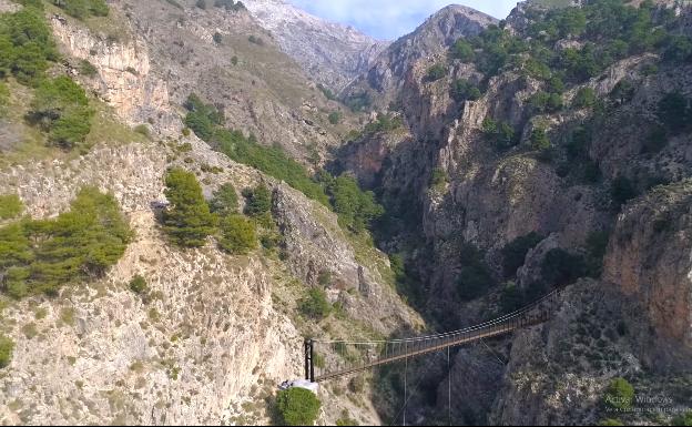 Ecologistas denuncian el impacto ambiental del «caminito del rey» entre Canillas de Aceituno y Sedella