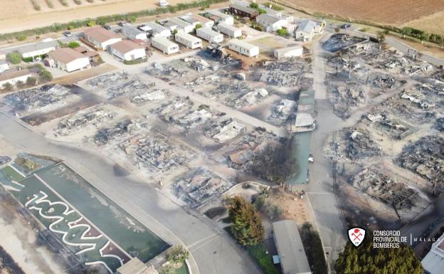 El incendio del camping de Mollina se inició en una vivienda vacía