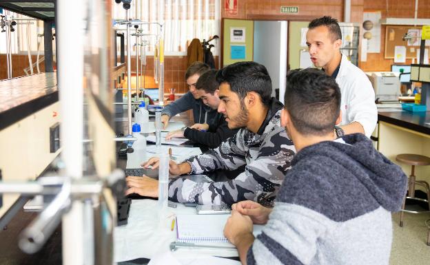 86 estudiantes de la UMA podrán colaborar con departamentos universitarios