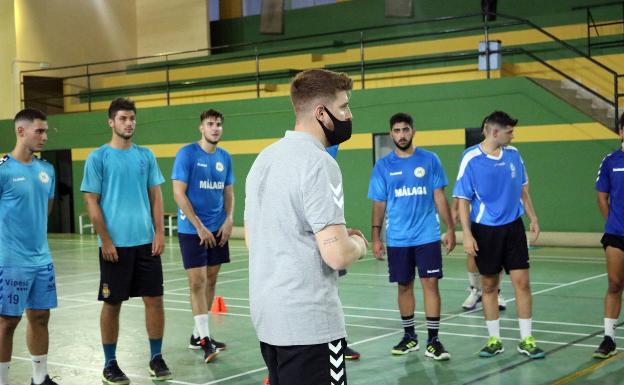 El Trops Málaga reclama más apoyo municipal al club en la vuelta al trabajo