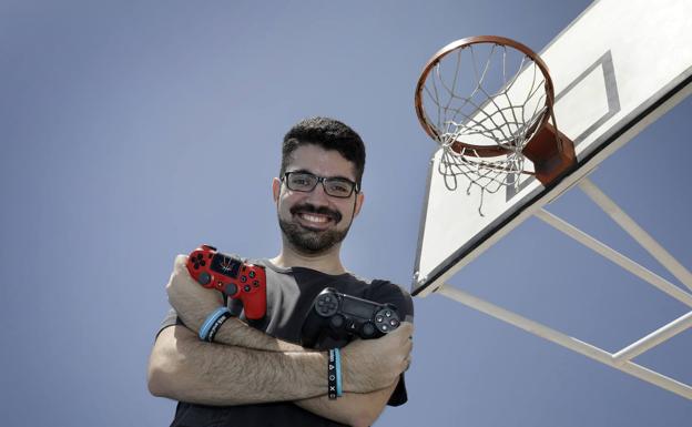 Aircriss: «Vivir de subir vídeos a Youtube es muy difícil, mucho más de lo que la gente cree»