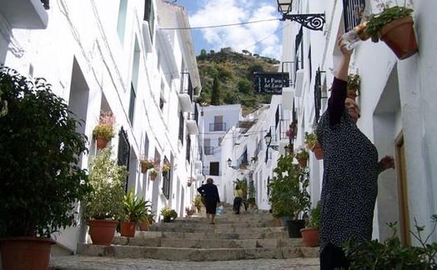 Frigiliana. Un laberinto con vistas al Mediterráneo