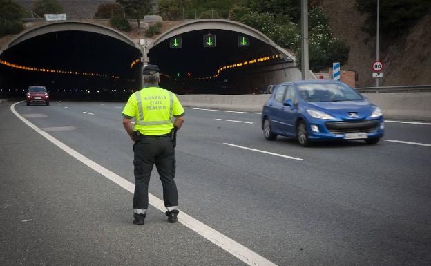 El fin de semana más intenso del año en las carreteras, condicionado por la pandemia