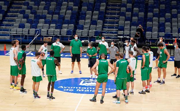 El Unicaja volvió a reunirse en el Martín Carpena