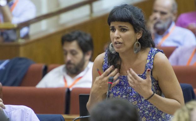 La Fiscalía archiva la denuncia contra Teresa Rodríguez por injurias contra la Corona