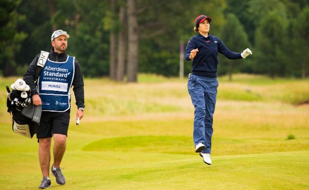 Azahara Muñoz cede en el desempate frente a Stacey Lewis en Escocia