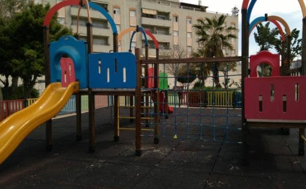Vélez-Málaga destina 1.400.000 euros al mantenimiento de sus parques infantiles y biosaludables