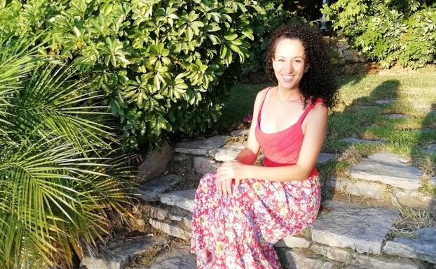 Almudena Martín, la empresaria que vive en un olivar de montaña en la Alta Axarquía