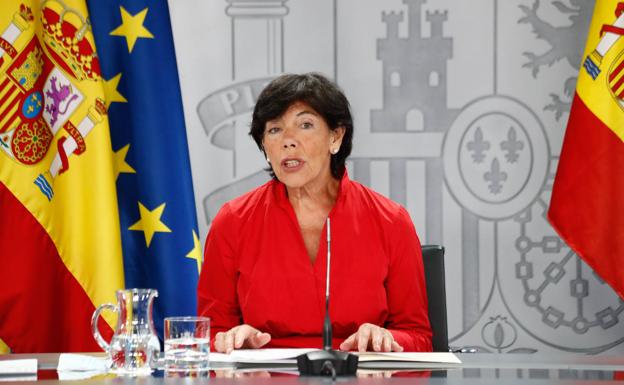 Celaá: «Con las clases burbuja se puede garantizar la buena salud incluso cuando los pequeños no guarden las distancias»