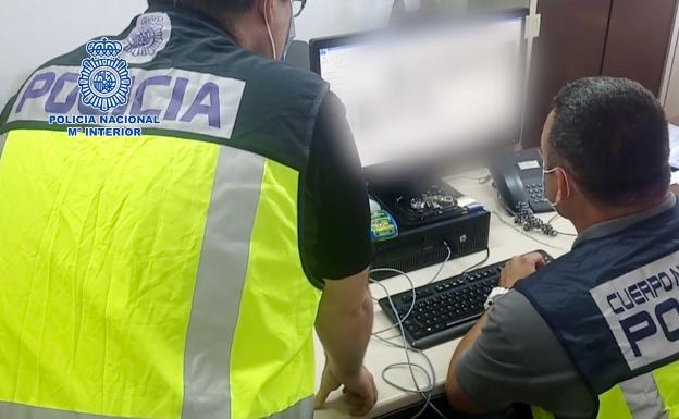 Investigan en Málaga a un adolescente de 15 años por posesión de pornografía infantil