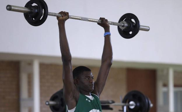 En Estados Unidos ya preparan el salto de Yannick Nzosa a la NBA