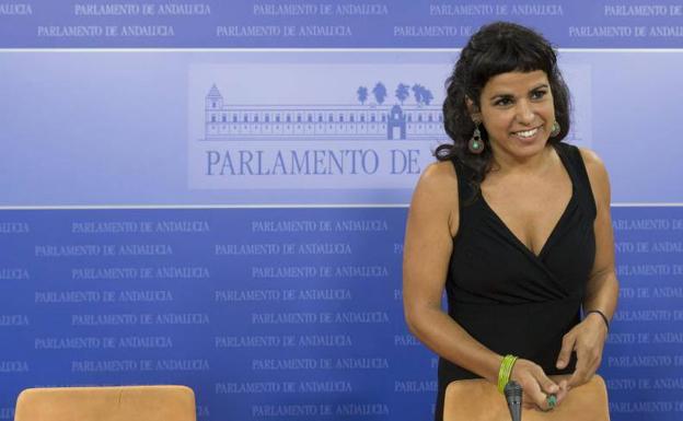 Teresa Rodríguez da a luz a su segunda hija, Candela, en Cádiz