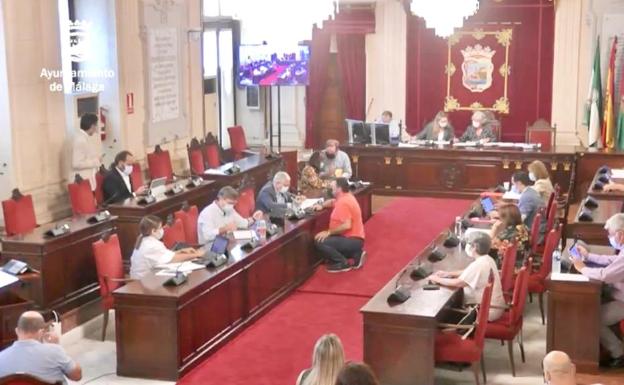 Los limpiadores de los colegios de Málaga no harán huelga el día 18 tras la contratación de 88 empleados por el Ayuntamiento