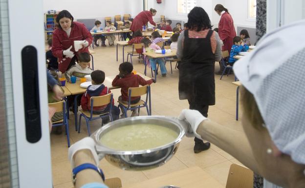 Las empresas de catering escolar niegan la quiebra y dicen que la Junta les debe 1,5 millones