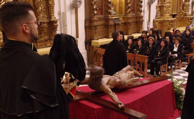 La Cofradía del Cristo Mutilado prevé presentar la imagen en la Catedral el primer fin de semana de octubre