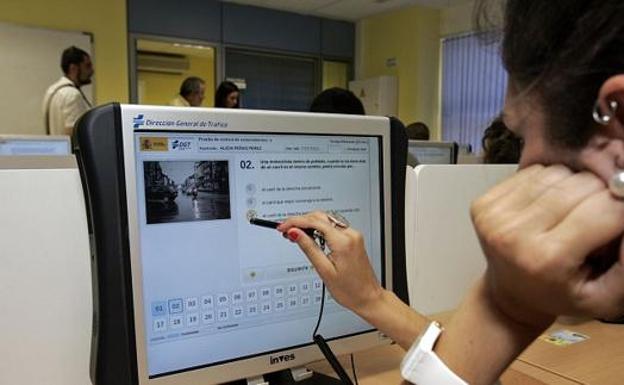 La DGT plantea nuevos cambios que endurecen el examen de conducir