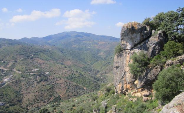 Ruta senderista: Los Ventorros-Mazmúllar (Comares)