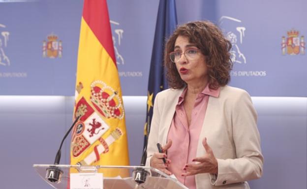 El Gobierno suspende las reglas fiscales y desbloquea el ahorro de los ayuntamientos