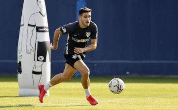Jairo ya se entrena con el grupo