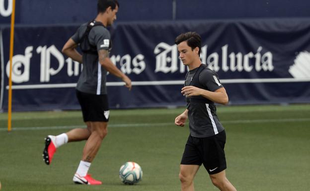 El Málaga notifica ante notario los despidos a siete de los futbolistas tras el ERE