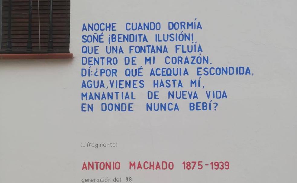 Cortes de la Frontera llena sus paredes de versos