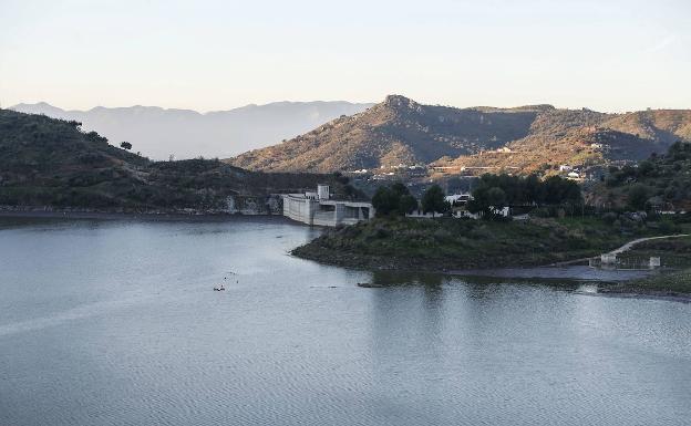 La Junta reforzará la seguridad de las presas de Casasola y El Limonero ante posibles riadas