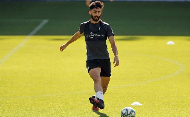 Juande: «Hace un año quién iba a decir que tendría contrato con el primer equipo»