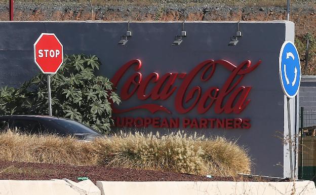 Coca-Cola European Partners presentará un ERE para sus 77 trabajadores malagueños