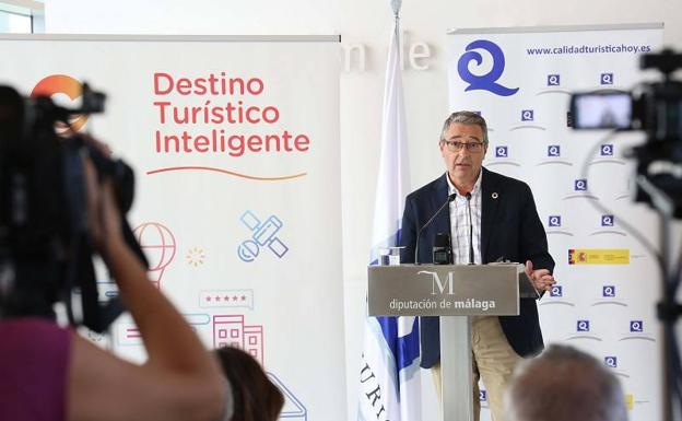Salado califica de «excelente noticia» que EasyJet aumente sus rutas aéreas con base en Málaga