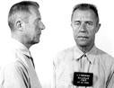 Ficha policial de Alvin Karpis, que se conserva en los archivos de la prisión de Alcatraz/