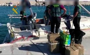 Desarticulada una red de traficantes de droga en las costas de Andalucía