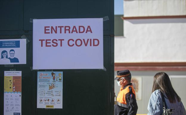 La Junta concluye el cribado masivo en 7 municipios con tan solo 18 positivos por Covid-19