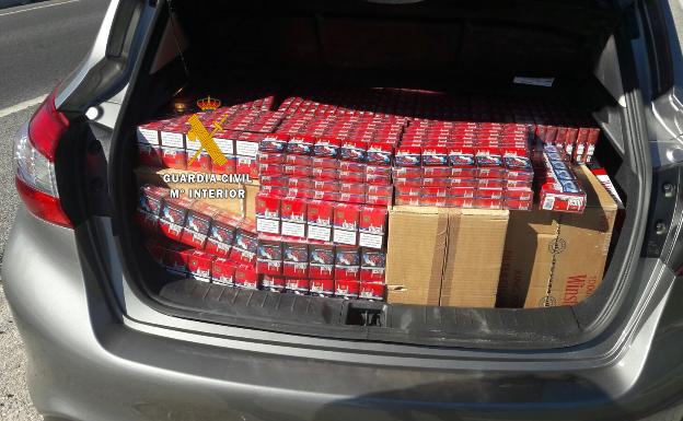 Detienen a 29 personas entre Málaga y Algeciras por traficar con tabaco comprado en Gibraltar